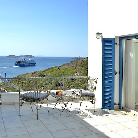 Andros Homes Sea Side Apartment & Studio Gavrio Exterior photo