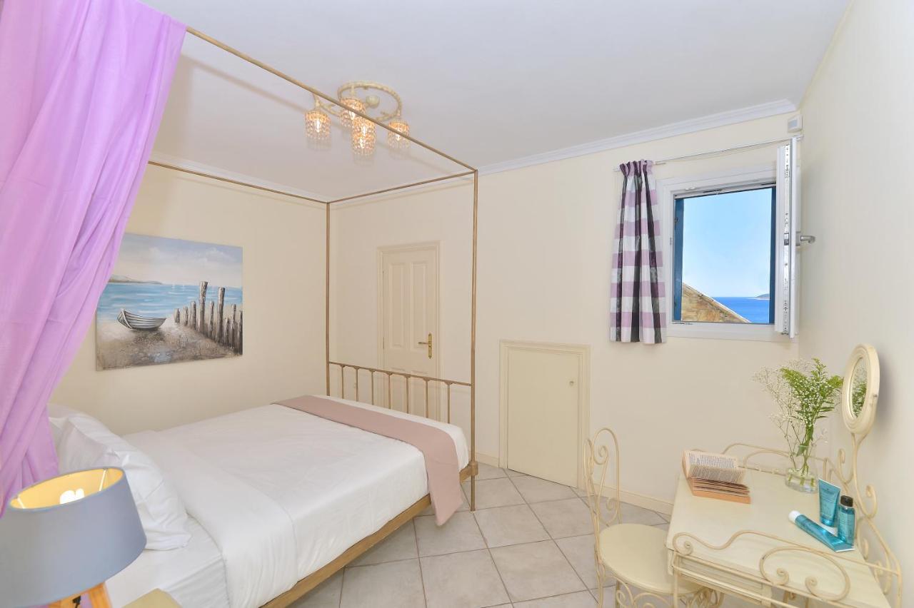 Andros Homes Sea Side Apartment & Studio Gavrio Exterior photo